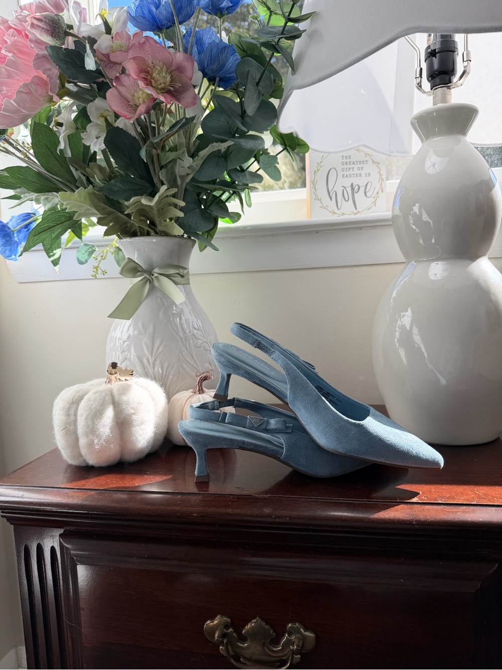 Women's Light Blue Ann Klein Slingback Kitten Heel Pumps 61/2